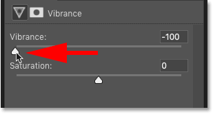 کاهش مقدار Vibrance برای لایه تنظیم گر Vibrance در پنل Properties فتوشاپ